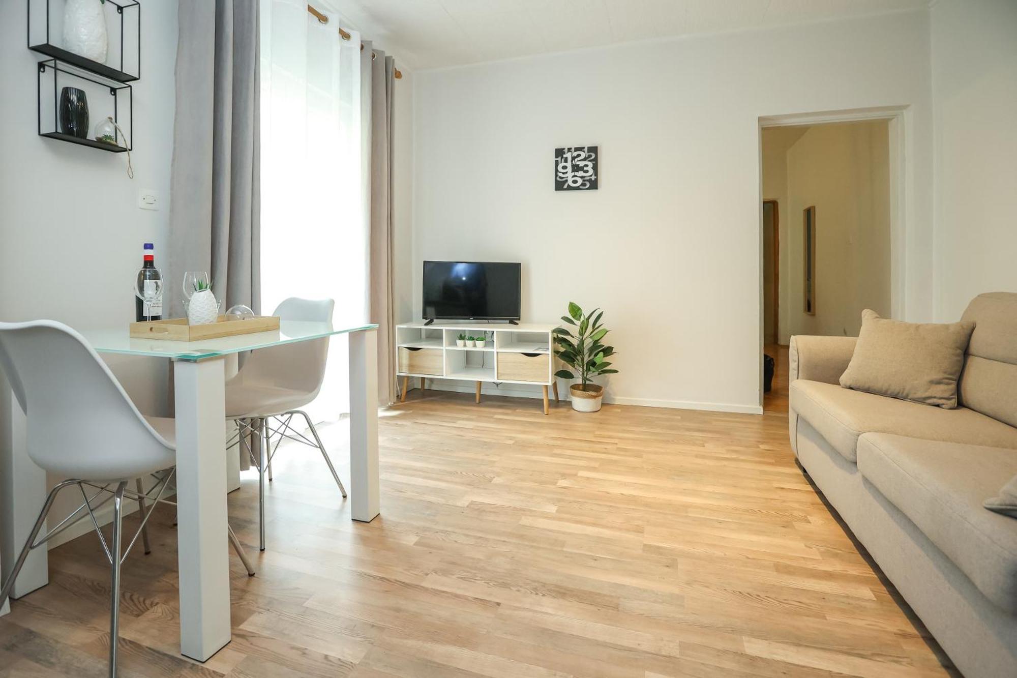 Apartment Lolly Zara Esterno foto