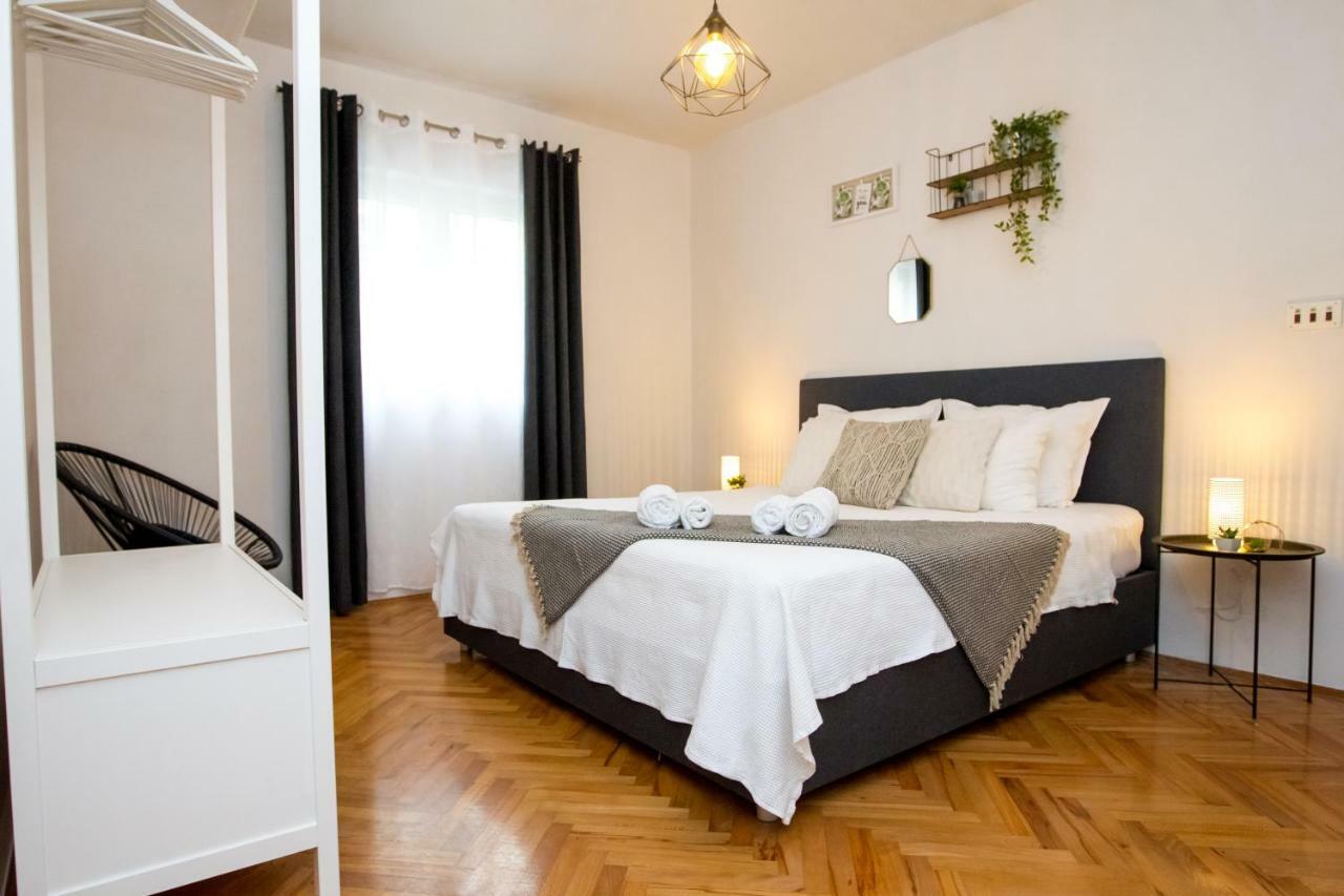 Apartment Lolly Zara Esterno foto