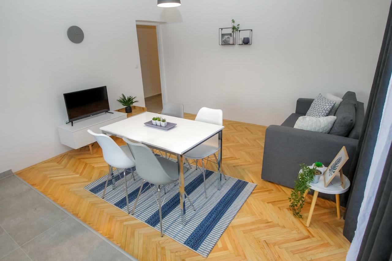 Apartment Lolly Zara Esterno foto